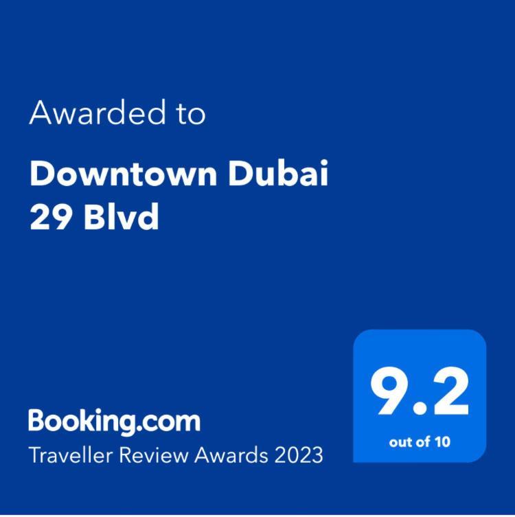 Downtown Boulevard One Bedroom Apt In 29 Blvd غرفة وصالة Burj & Fountain View Master Bedroom Plus 2 Single Beds In Living Room Dubai Exterior photo